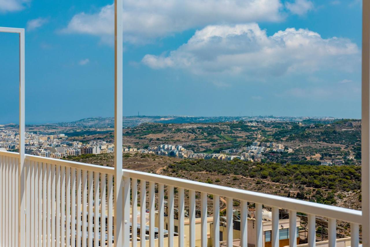 Summer Breeze Penthouse With Private Hot Tub & Terrace With Panoramic Views, By Getawaysmalta Меллиеха Экстерьер фото