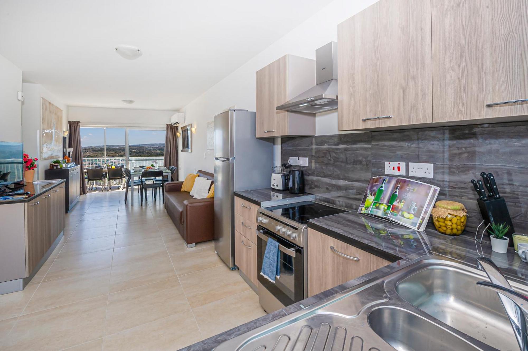 Summer Breeze Penthouse With Private Hot Tub & Terrace With Panoramic Views, By Getawaysmalta Меллиеха Экстерьер фото